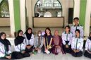 Mahasiswa Jurusan Keperawatan FKIK ULM menggelar penyuluhan bertema personal hygiene saat menstruasi bagi remaja putri