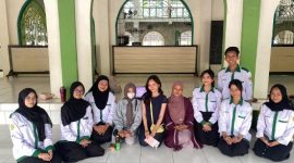 Mahasiswa Jurusan Keperawatan FKIK ULM menggelar penyuluhan bertema personal hygiene saat menstruasi bagi remaja putri