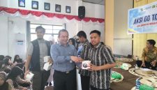 Ratusan pelajar tingkat SLTA mengikuti Aksi Go To School dalam rangka Aksi Sinergitas Merah Putih di Aula Kantor Camat Batulicin, Tanah Bumbu, Kamis (1/10/2026).