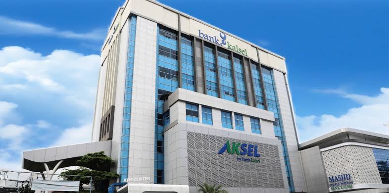 Bank Kalsel menyerahkan penanganan dugaan penggelapan dana nasabah di Kabupaten Tanah Bumbu kepada aparat penegak hukum.