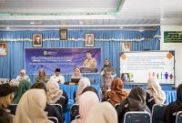 Peserta Sekolah Pangan mengikuti pelatihan pengolahan ikan menjadi berbagai menu bergizi di Aula Kecamatan Kuranji, Tanah Bumbu.